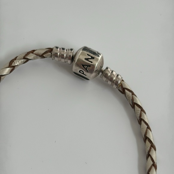 Pandora bracelet​ - Picture 4 of 6